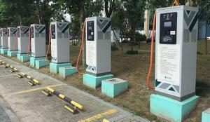 2017新能源汽車產銷量突破70萬 公共充電樁總量達到21萬