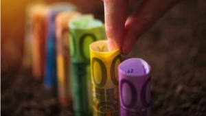 歐盟推出新的綠色金融戰略 支持低碳能源轉型