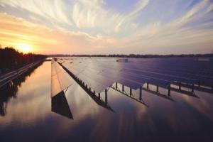 江蘇最大水面光伏項目啟動建設(shè)預(yù)計投資150億元