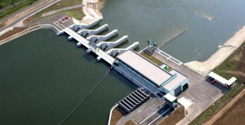 2017年，由于電力產(chǎn)量縮減10％，HSE的凈利潤下降56％