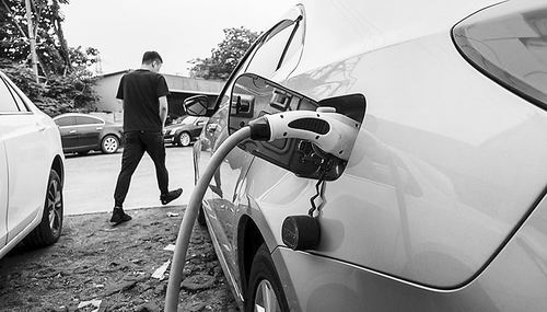 新能源汽車面臨泡沫危機