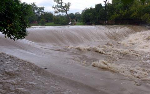  Lobur的小水電項目已經關閉