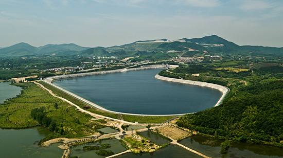 四川甘孜達阿果水電站投產(chǎn)發(fā)電