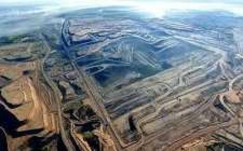 神東煤炭布爾臺煤礦2號排矸場復(fù)墾綠化工程完工