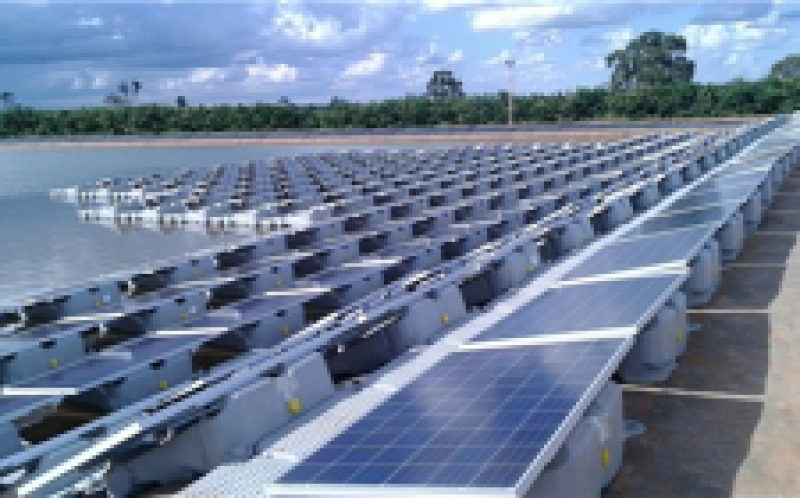 Akuo Energy開(kāi)始在法國(guó)建造17MW浮式太陽(yáng)能發(fā)電廠