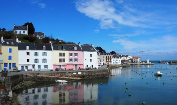 法國(guó)將在一島嶼實(shí)施“智能”電動(dòng)車項(xiàng)目