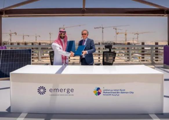 馬斯達(dá)爾和法國電力公司的 Emerge 與沙特米斯克城簽署長期太陽能協(xié)議
