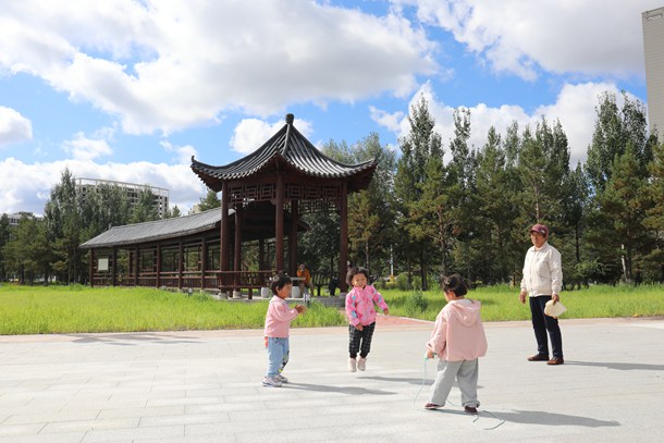 雁寶能源援建工程“點(diǎn)亮”居民幸福生活