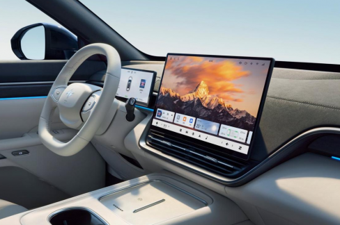 20 萬買六座高配！東風 eπ008 新能源 SUV，實用配置無溢價超劃算